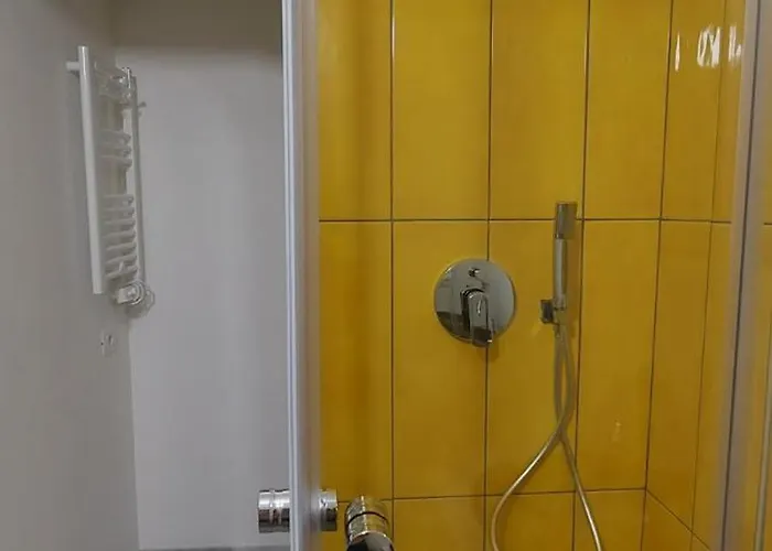 Gasthuis Kaktus 2 Bari